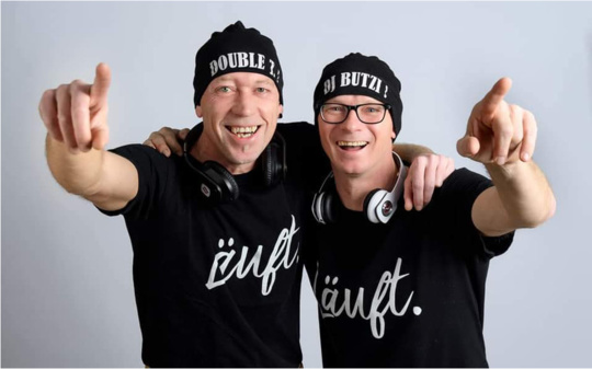 Schlossbergfest Bertoldshofen - Malleparty mit DJ Butzi & Double T